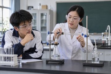 化学装置题管路太复杂：沿着气流方向逐段检查功能